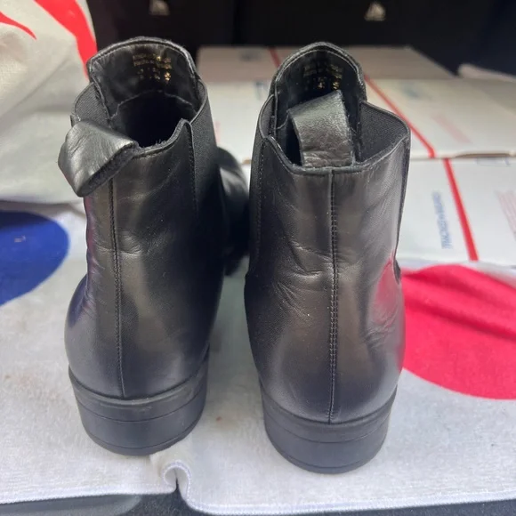 ALDO BOOTIES - Picture 4 of 6